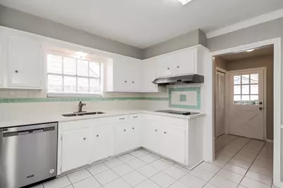 1702 Corral Drive, Houston, TX 77090 - Photo 4