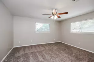 1702 Corral Dr, Houston, TX 77090 - Photo 8