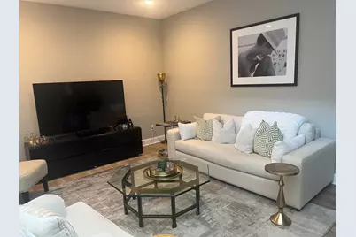1115 Augusta Drive #36, Houston, TX 77057 - Photo 4