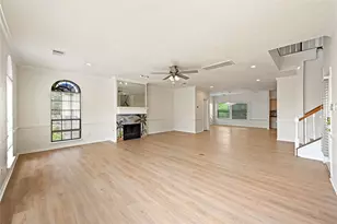 2607 Sailboat Dr, Houston, TX 77058 - Photo 12