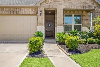 24911 Prairie Briar Circle, Richmond, TX 77406 - Photo 4