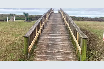 697 Overlook Drive, Crystal Beach, TX 77650 - Photo 10