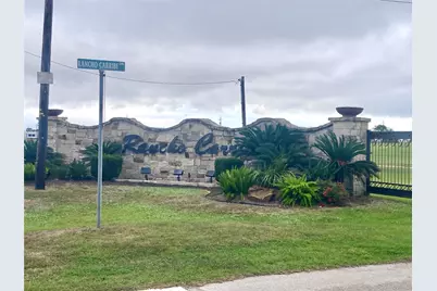 697 Overlook Drive, Crystal Beach, TX 77650 - Photo 4