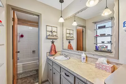 15 Country Lane, Woodcreek, TX 78676 - Photo 24