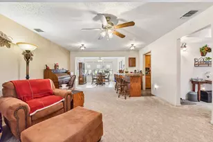 15 Country Ln, Woodcreek, TX 78676 - Photo 10