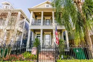 629 W 16th St, Houston, TX 77008 - Photo 1