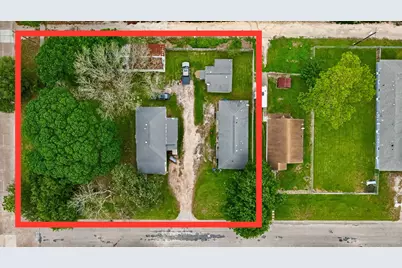 824 2nd Avenue N, Texas City, TX 77590 - Photo 2