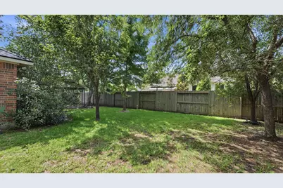 2 Camborn Place, The Woodlands, TX 77384 - Photo 34