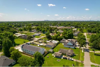 8321 Observatory Street #A/B, Houston, TX 77088 - Photo 38
