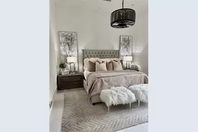 2413 Rosamond Street #A, Houston, TX 77098 - Photo 8