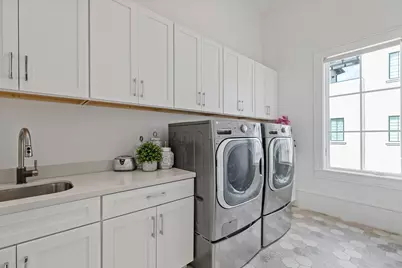 2413 Rosamond Street #A, Houston, TX 77098 - Photo 38