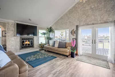 16544 John Silver Road, Jamaica Beach, TX 77554 - Photo 8