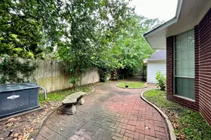 9215 Symphonic Ln, Houston, TX 77040 - Photo 32