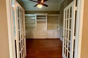 9215 Symphonic Ln, Houston, TX 77040 - Photo 6