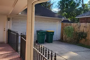 9215 Symphonic Ln, Houston, TX 77040 - Photo 32
