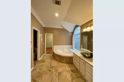 9215 Symphonic Lane, Houston, TX 77040 - Photo 14