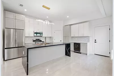 5014 Creekmont Drive, Houston, TX 77091 - Photo 8