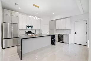 5014 Creekmont Dr, Houston, TX 77091 - Photo 8
