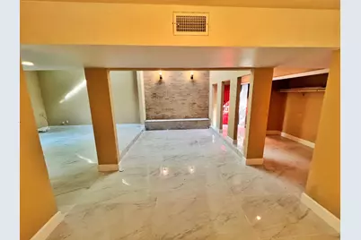 4560 Bellaire Boulevard, Bellaire, TX 77401 - Photo 4