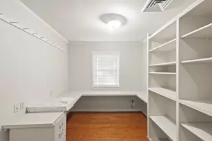 2015 Pecan Ln, Lake Jackson, TX 77566 - Photo 32