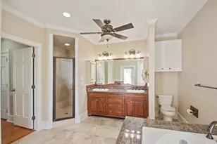 2015 Pecan Ln, Lake Jackson, TX 77566 - Photo 24
