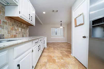 2411 Gunston Ct, Sugar Land, TX 77478 - Photo 6