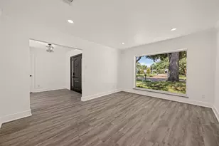 9519 Moorberry Ln, Houston, TX 77080 - Photo 8