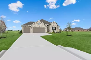 218 Dunovant Dr, Sealy, TX 77474 - Photo 1
