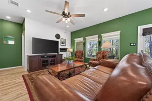 725 Ivory Crk Ct, Willis, TX 77378 - Photo 20