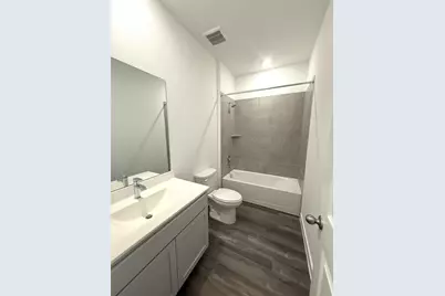 4308 Wallace Falls Lane, Conroe, TX 77303 - Photo 16