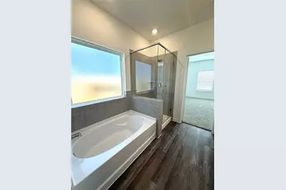 4308 Wallace Falls Lane, Conroe, TX 77303 - Photo 10