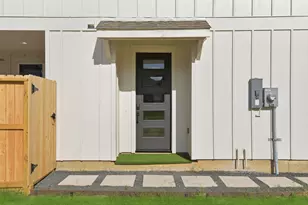 7706 Earl Rudder Wy, Houston, TX 77055 - Photo 2