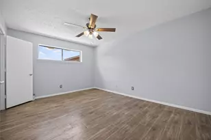 7714 Renwick Dr, Houston, TX 77081 - Photo 22