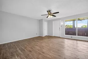 7714 Renwick Dr, Houston, TX 77081 - Photo 10
