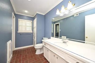 9238 Stroud Drive, Houston, TX 77036 - Photo 16
