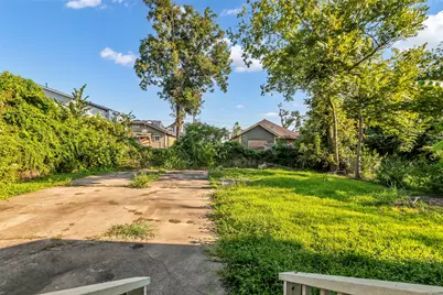131 E 31st 1/2 Street, Houston, TX 77018 - Photo 18