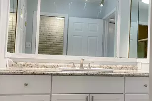 2744 Briarhurst Dr, Houston, TX 77057 - Photo 16