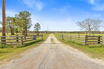 9192 State Highway 75 S, New Waverly, TX 77358 - Photo 18