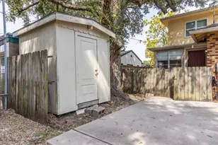 4611 Avenue O, Galveston, TX 77551 - Photo 38