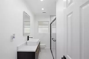 4516 Werner St, Houston, TX 77022 - Photo 22