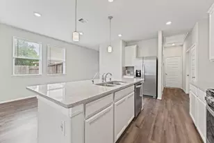 5602 Giving Grace Wy, Houston, TX 77048 - Photo 8