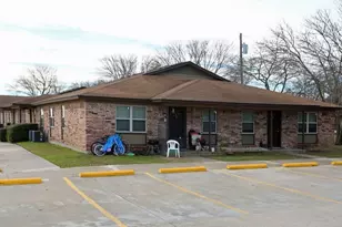 700 S Main St, Venus, TX 76084 - Photo 4