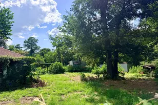 210 E Pecan Dr, Crockett, TX 75835 - Photo 2