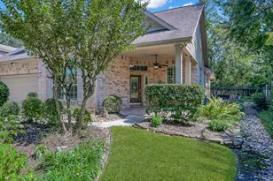 35 E Bellmeade Pl, The Woodlands, TX 77382 - Photo 4