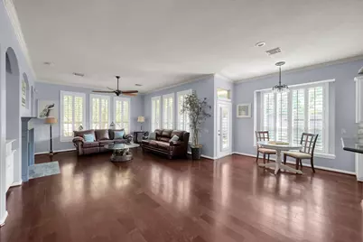 35 E Bellmeade Place, The Woodlands, TX 77382 - Photo 16