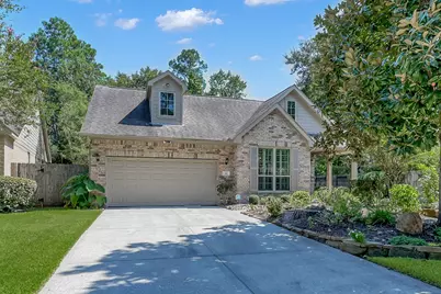 35 E Bellmeade Place, The Woodlands, TX 77382 - Photo 2