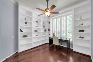 35 E Bellmeade Pl, The Woodlands, TX 77382 - Photo 8