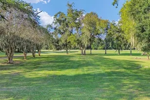531 Jimmy Phillips Blvd, Angleton, TX 77515 - Photo 22