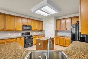 17707 Belwood Park Ln, Cypress, TX 77433 - Photo 24