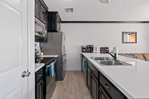 9520 Seawall Blvd, Galveston, TX 77554 - Photo 2